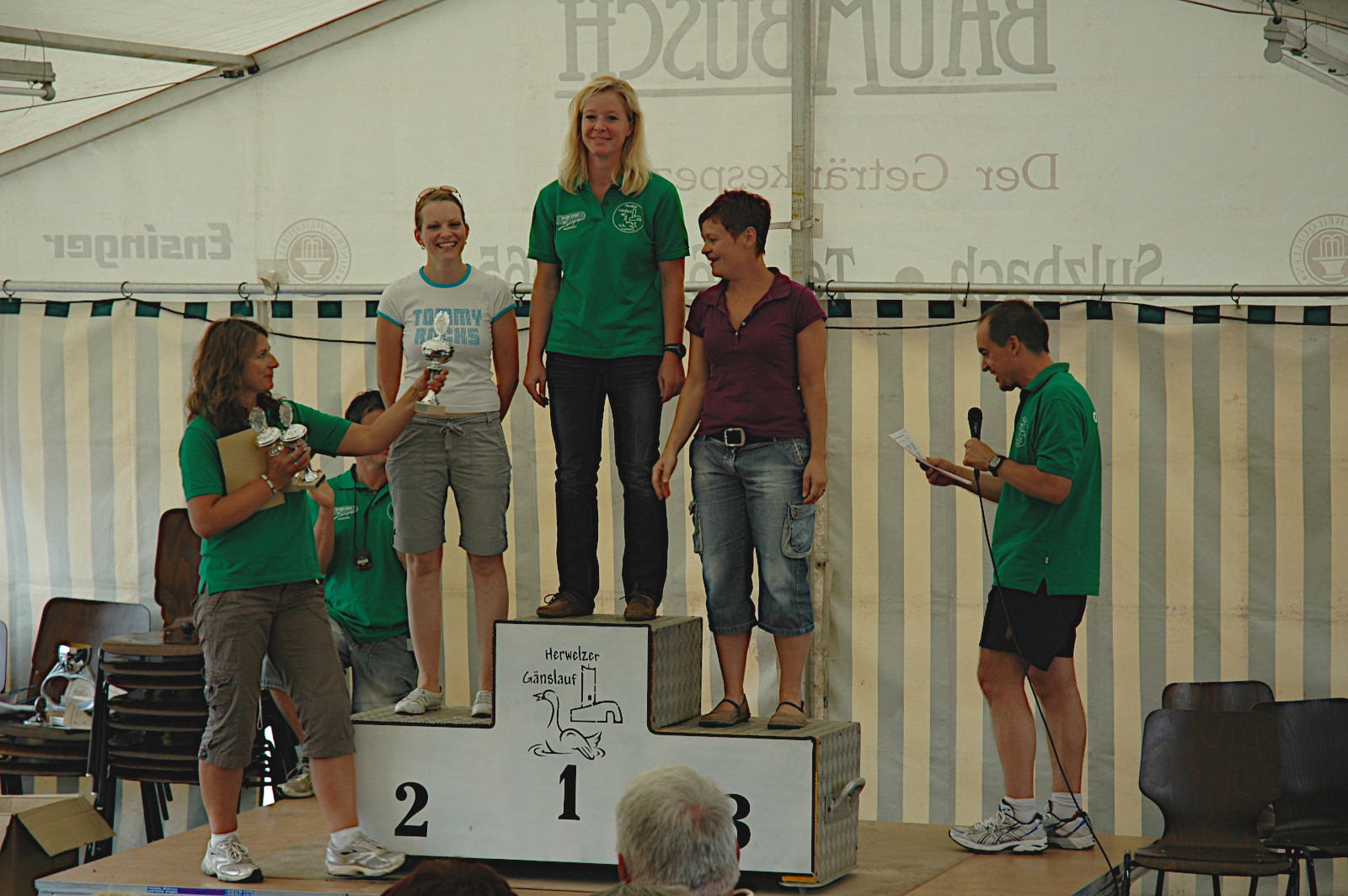 Herbolzheimer Ortsmeister Frauen Jahr 2010: 1. Platz Tanja Ziern, 2. Platz Christina Bader, 3. Platz Elke Schulz